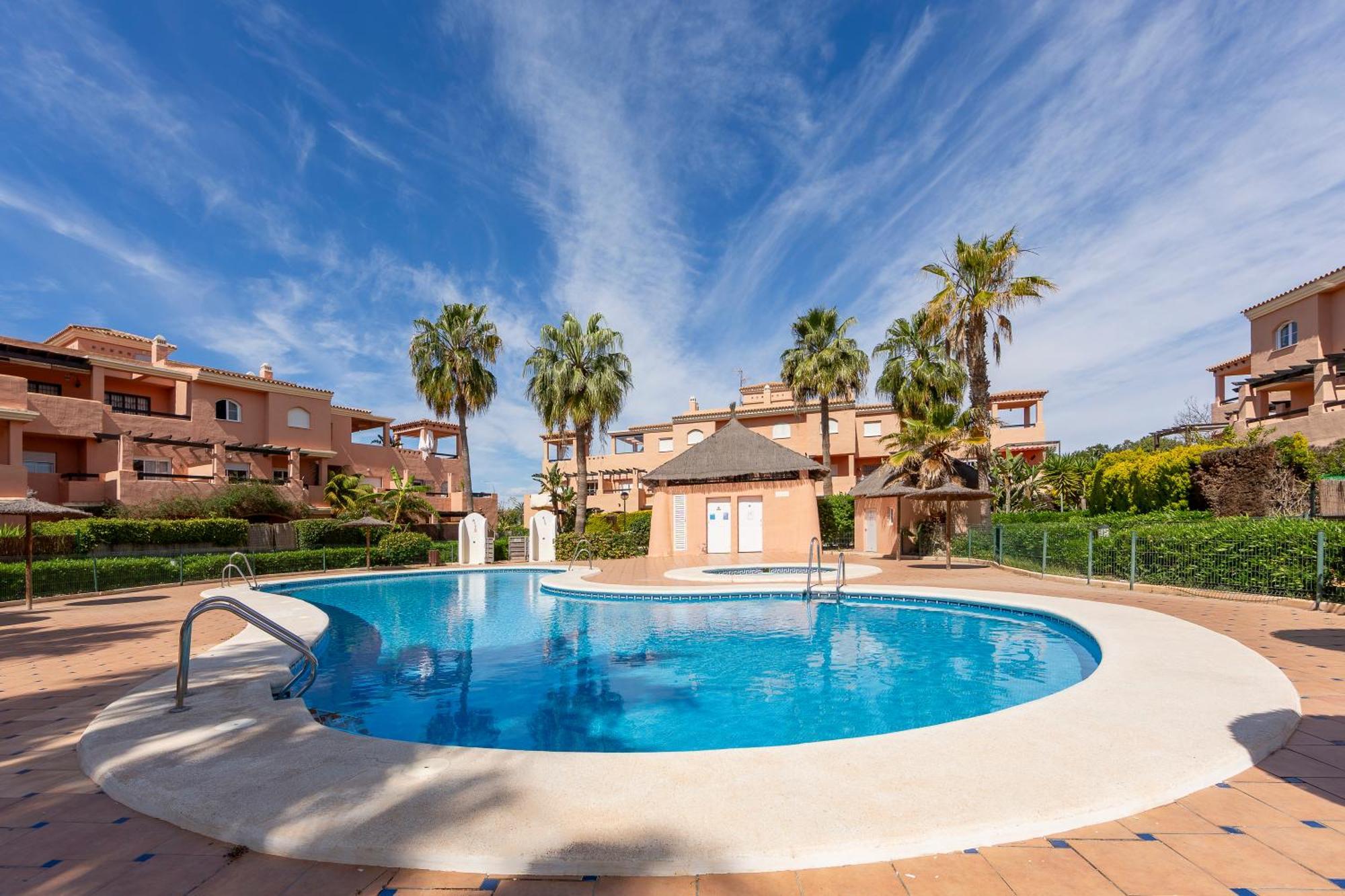 Appartamento Jardin Privado # Netflix # Playa A 8min # Wifi # Familia # Vera